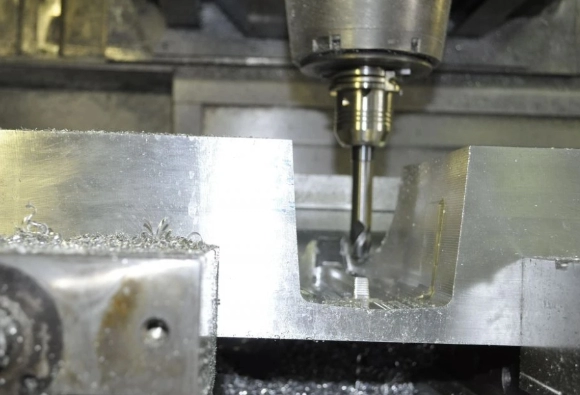 Czym jest proces frezowania?