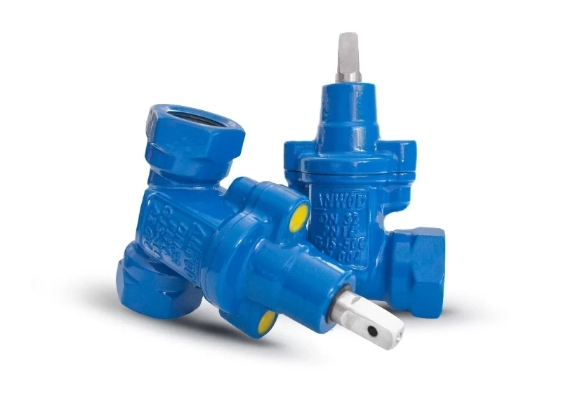 Czym jest zasuwa klinowa?